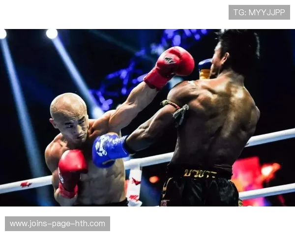 UFC拳手如狂兽怒吼:热血归来,燃爆战场的无畏之魂 UFC拳手如狂兽怒吼:热血归来,燃爆战场的无畏之魂